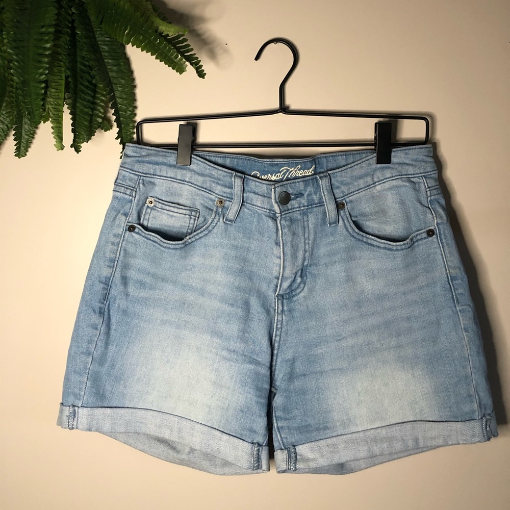 Universal Thread | Mid Rise Boyfriend Short